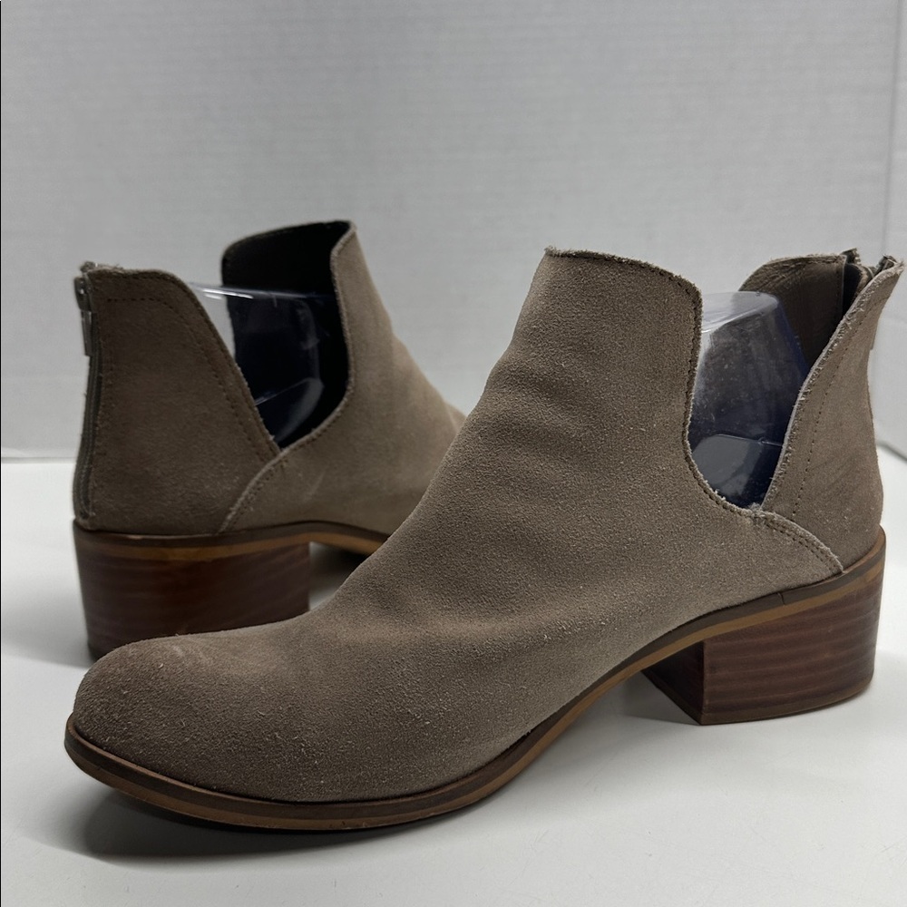 Steve Madden Lancaster Boots Heeled Ankle Booties Western Suede Taupe Size 10